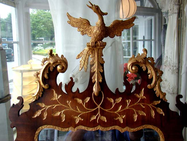 An attractive George II period Walnut and Parcel-gilt mirror circa 1750 — image 7